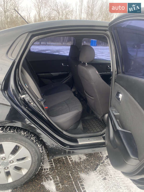 Седан Kia Rio 2012 в Харькове