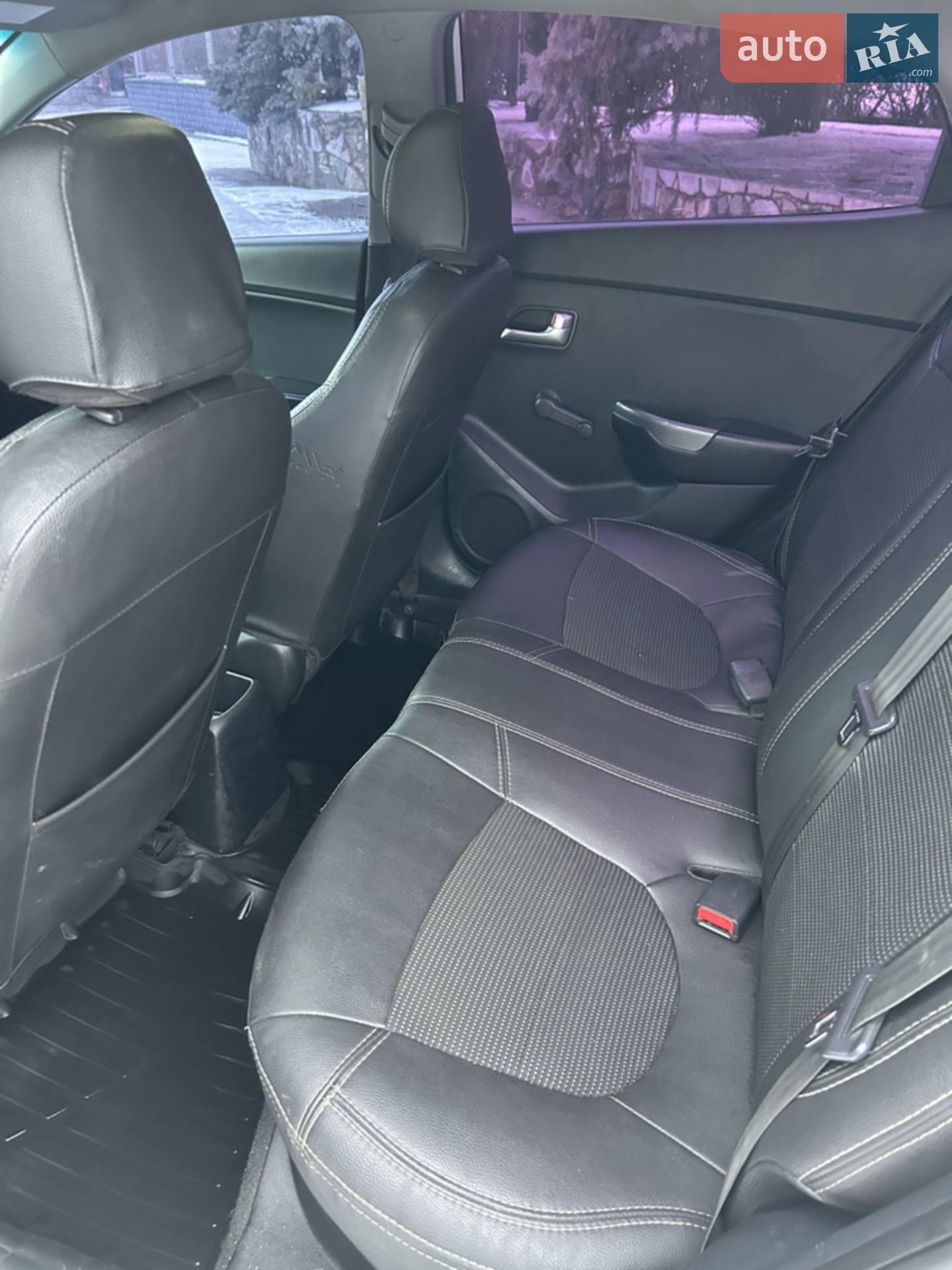 2012 Kia Rio - мініатюра 10