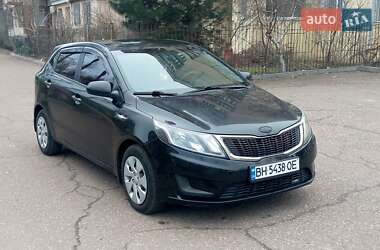 Хэтчбек Kia Rio 2012 в Одессе