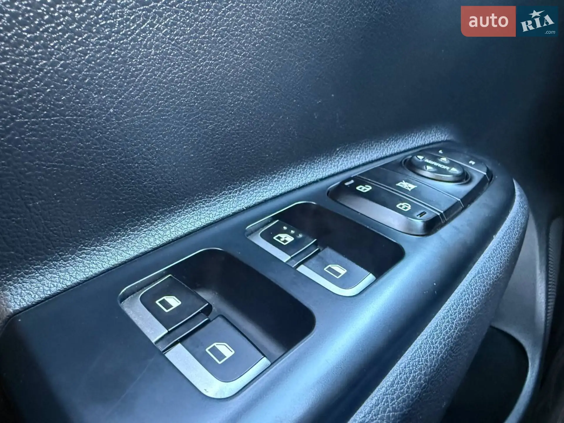 2018 Kia Rio - мініатюра 18