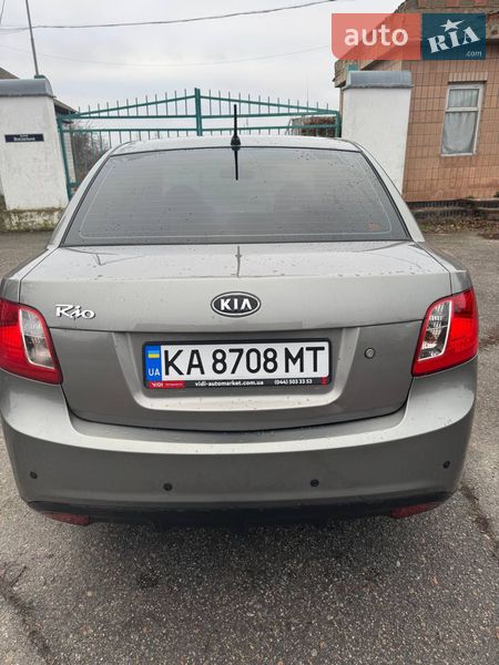 Седан Kia Rio 2011 в Киеве