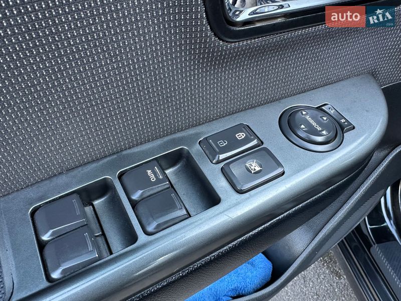 Седан Kia Rio 2012 в Хмельницком