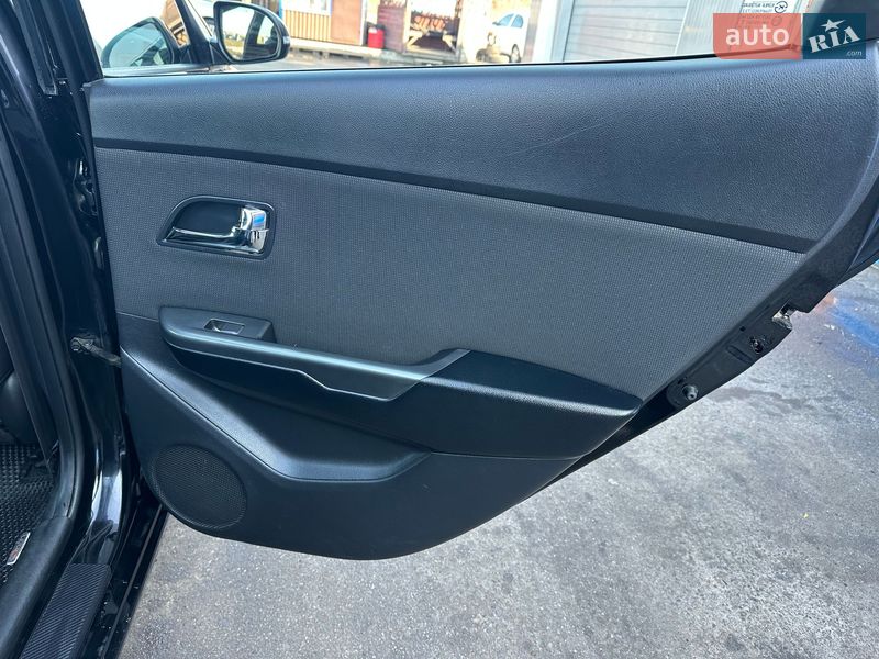 Седан Kia Rio 2012 в Хмельницком