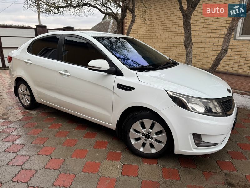 Седан Kia Rio 2013 в Харькове