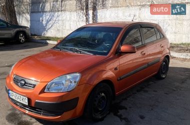 Хетчбек Kia Rio 2006 в Києві