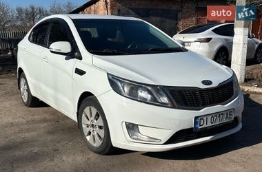 Седан Kia Rio 2012 в Кременчуге