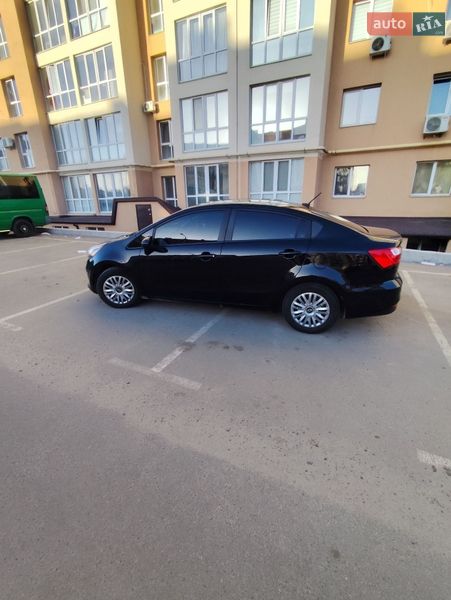 Седан Kia Rio 2016 в Києві