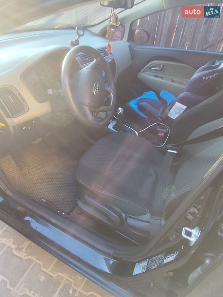 Седан Kia Rio 2016 в Києві