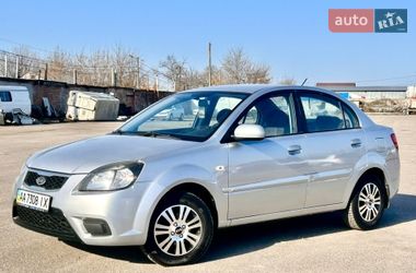 Седан Kia Rio 2010 в Білій Церкві
