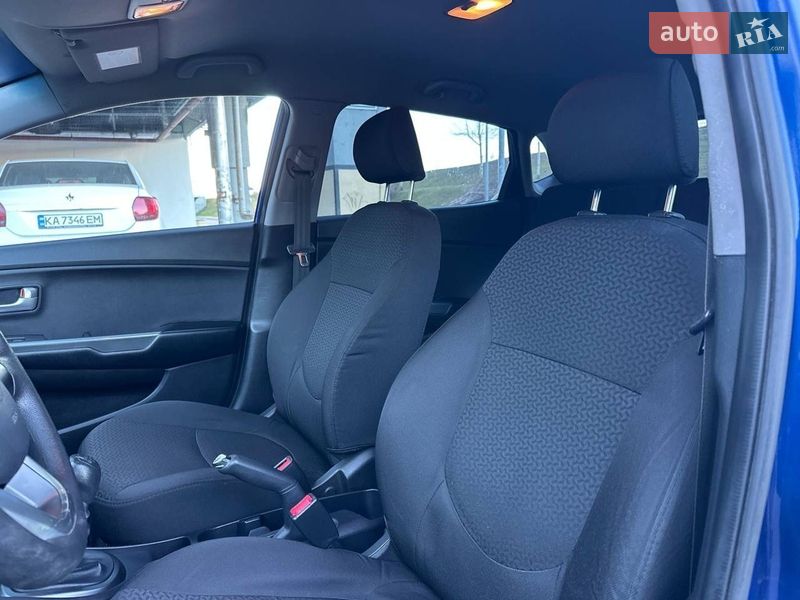 Хэтчбек Kia Rio 2012 в Николаеве фото 10 Хэтчбек Kia Rio 2012 в Николаеве