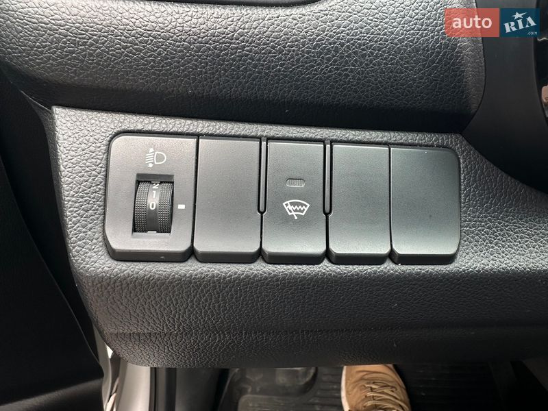 Седан Kia Rio 2012 в Ладыжине фото 21 Седан Kia Rio 2012 в Ладыжине