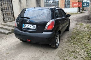 Хэтчбек Kia Rio 2009 в Ровно