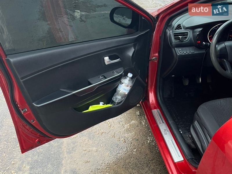 Седан Kia Rio 2011 в Львове фото 16 Седан Kia Rio 2011 в Львове