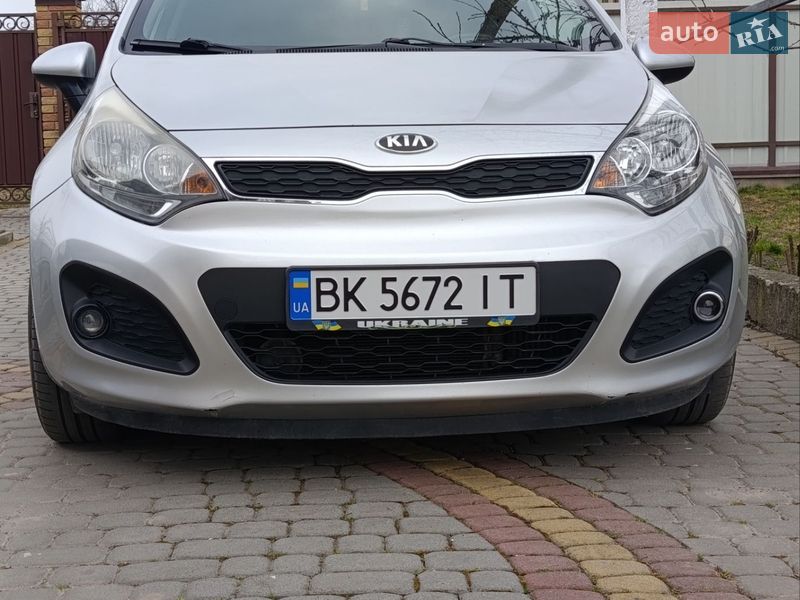 Хетчбек Kia Rio 2014 в Володимирі фото Хетчбек Kia Rio 2014 в Володимирі