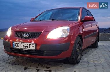 Седан Kia Rio 2007 в Чернівцях