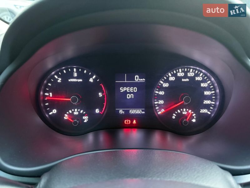 Хэтчбек Kia Rio 2016 в Луцке фото 13 Хэтчбек Kia Rio 2016 в Луцке