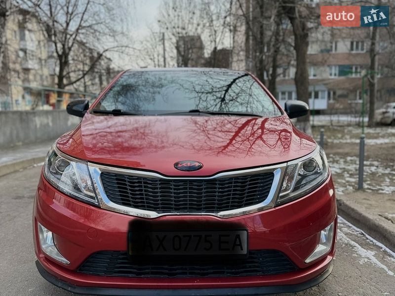 Хэтчбек Kia Rio 2013 в Харькове