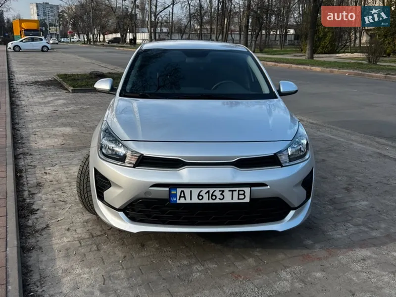 Kia Rio 2021