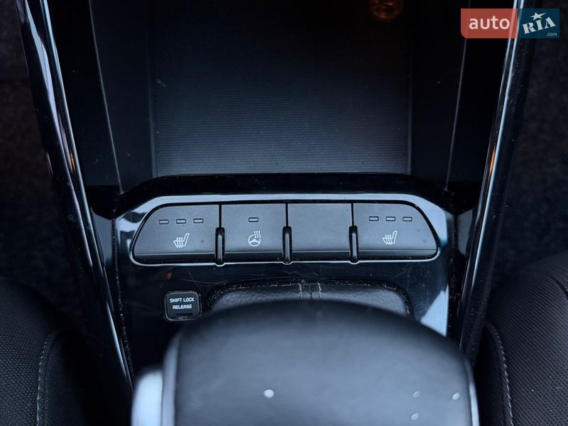 Хэтчбек Kia Rio 2017 в Киеве