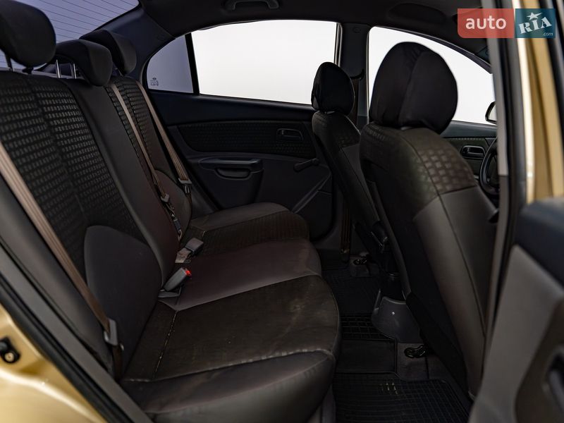 Седан Kia Rio 2008 в Киеве фото 18 Седан Kia Rio 2008 в Киеве
