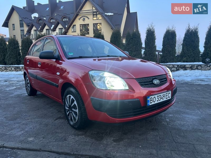 Хетчбек Kia Rio 2009 в Тернополі