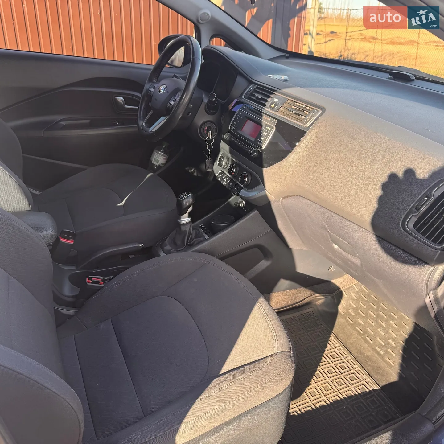 2017 Kia Rio - мініатюра 18