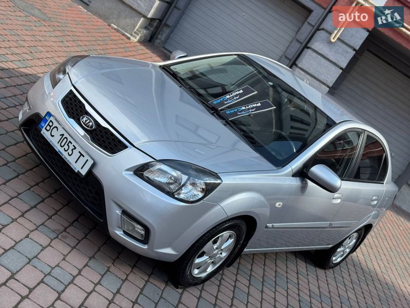 Kia Rio 2010