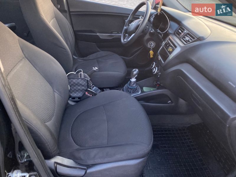 Хетчбек Kia Rio 2012 в Києві фото 9 Хетчбек Kia Rio 2012 в Києві