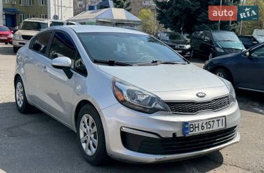 Седан Kia Rio 2015 в Одессе
