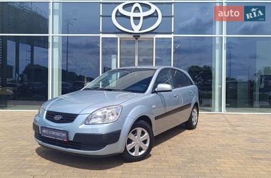 Хэтчбек Kia Rio 2007 в Киеве