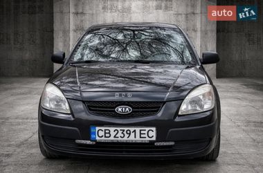 Хетчбек Kia Rio 2007 в Прилуках