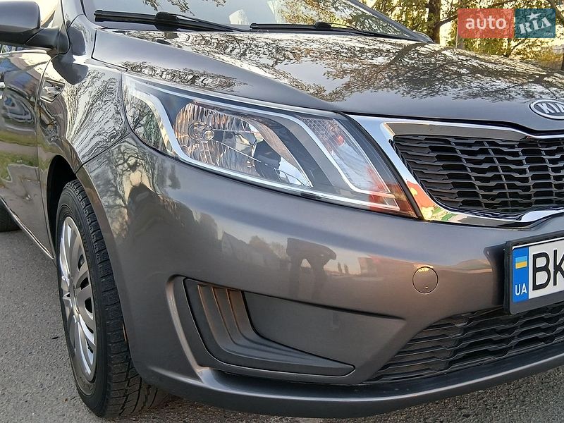 Седан Kia Rio 2014 в Николаеве