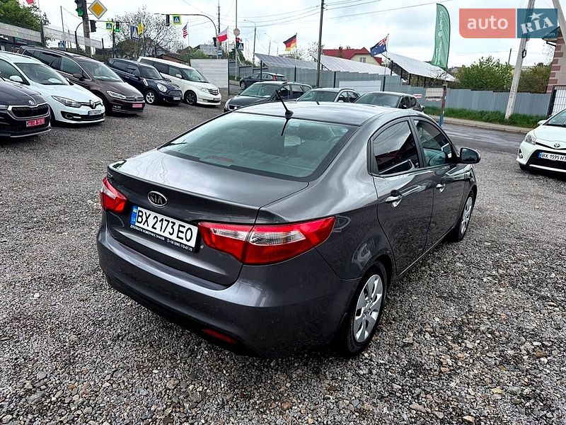 Седан Kia Rio 2012 в Хмельницком