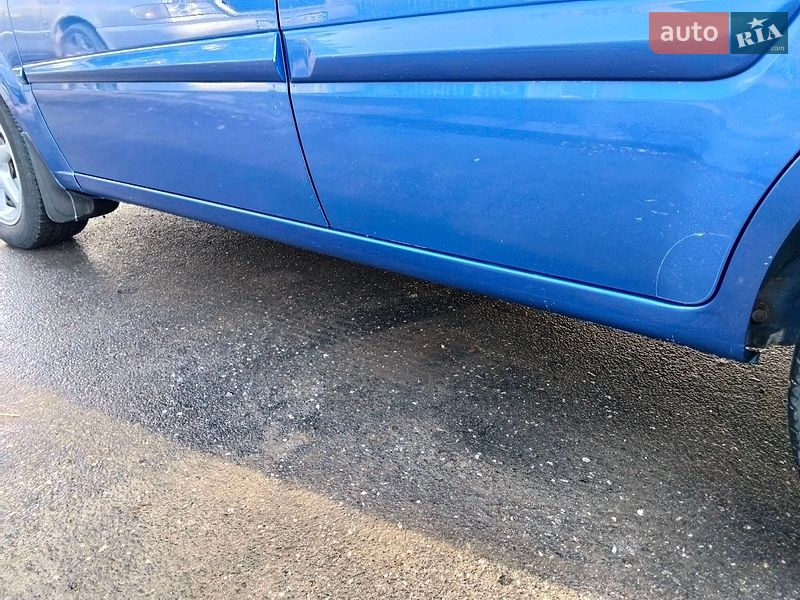 Седан Kia Rio 2010 в Хмельницком