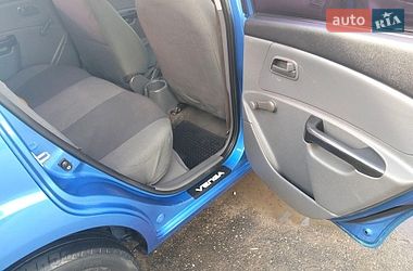 Седан Kia Rio 2010 в Хмельницком