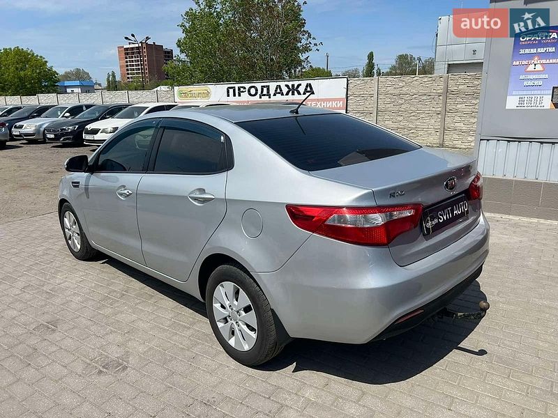Седан Kia Rio 2013 в Николаеве