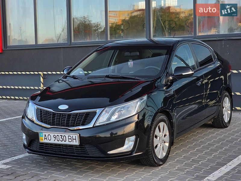 Седан Kia Rio 2014 в Тернополе