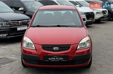 Хэтчбек Kia Rio 2008 в Одессе