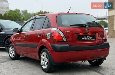 Хэтчбек Kia Rio 2008 в Одессе