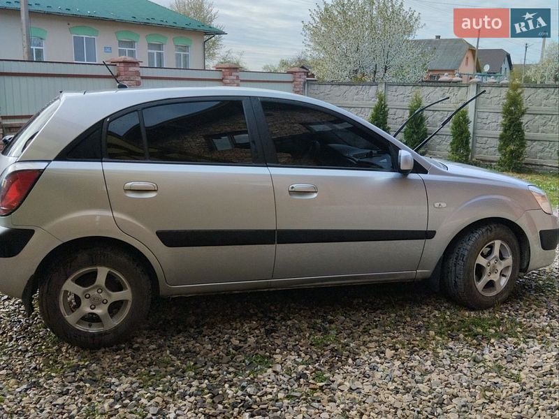 Хэтчбек Kia Rio 2009 в Богородчанах фото 5 Хэтчбек Kia Rio 2009 в Богородчанах