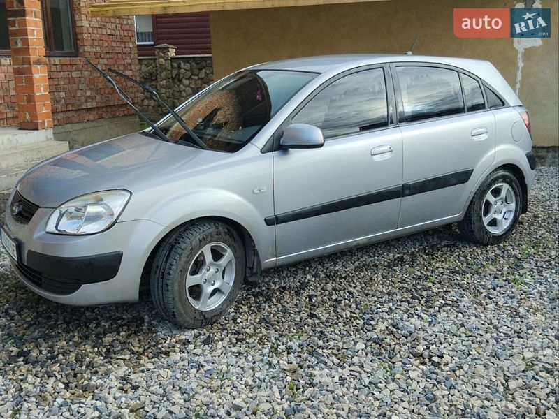 Хэтчбек Kia Rio 2009 в Богородчанах фото 4 Хэтчбек Kia Rio 2009 в Богородчанах
