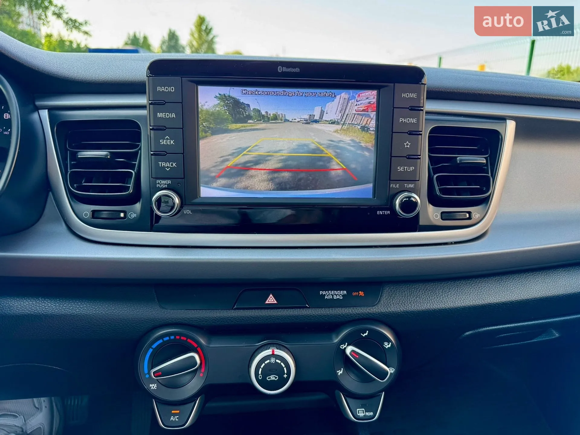 2019 Kia Rio - мініатюра 26