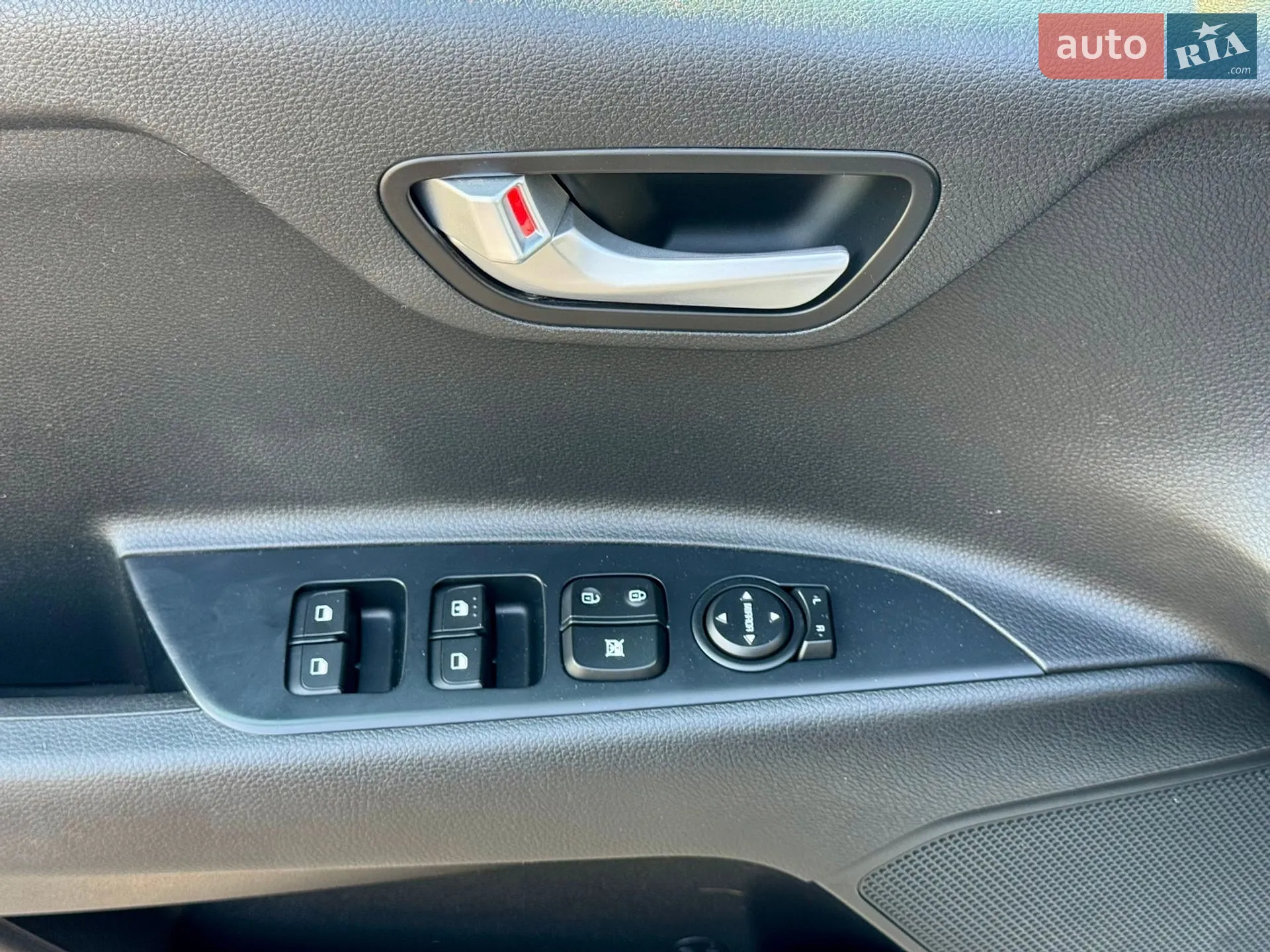 2019 Kia Rio - мініатюра 30
