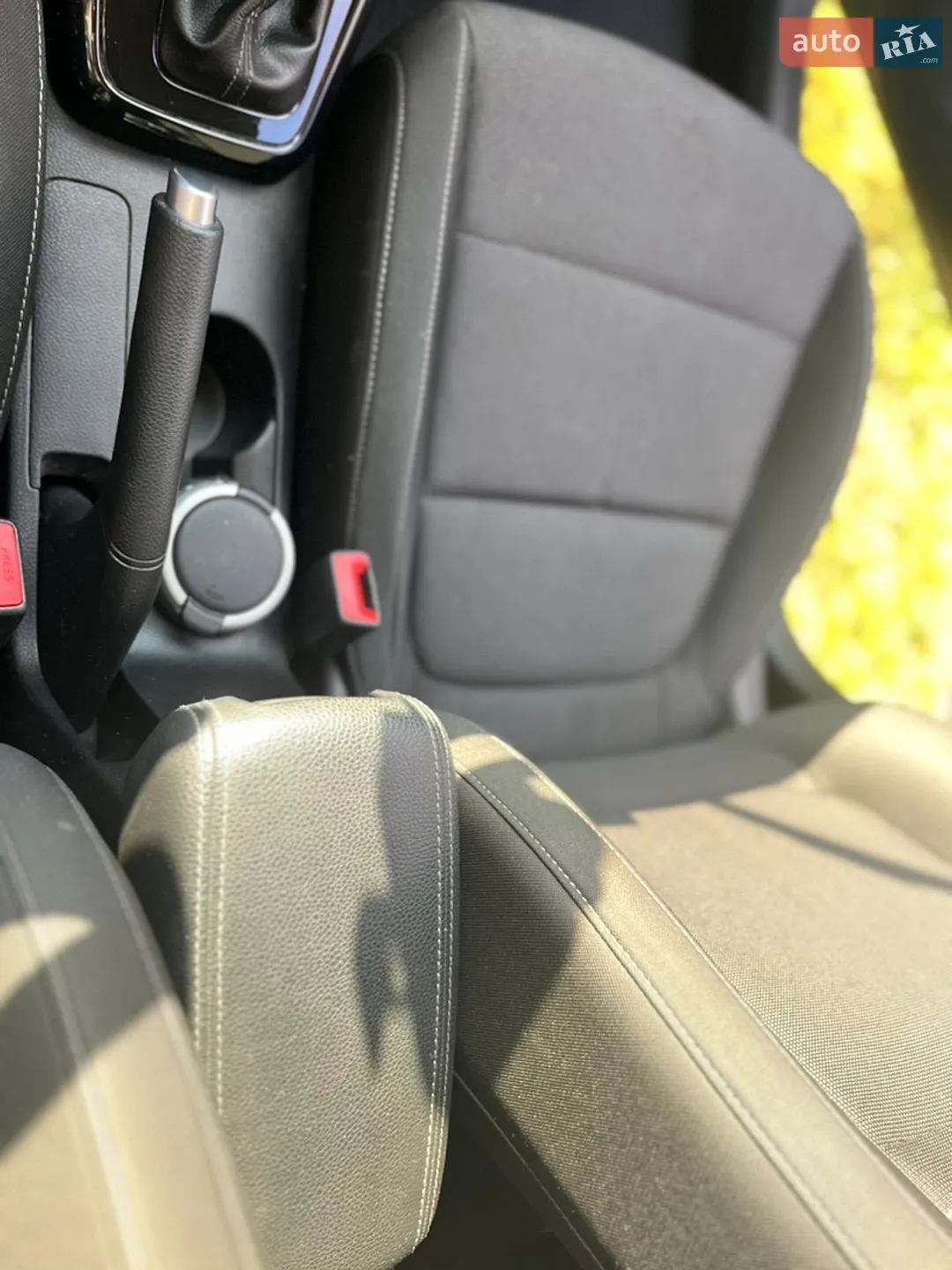 2017 Kia Rio - мініатюра 37