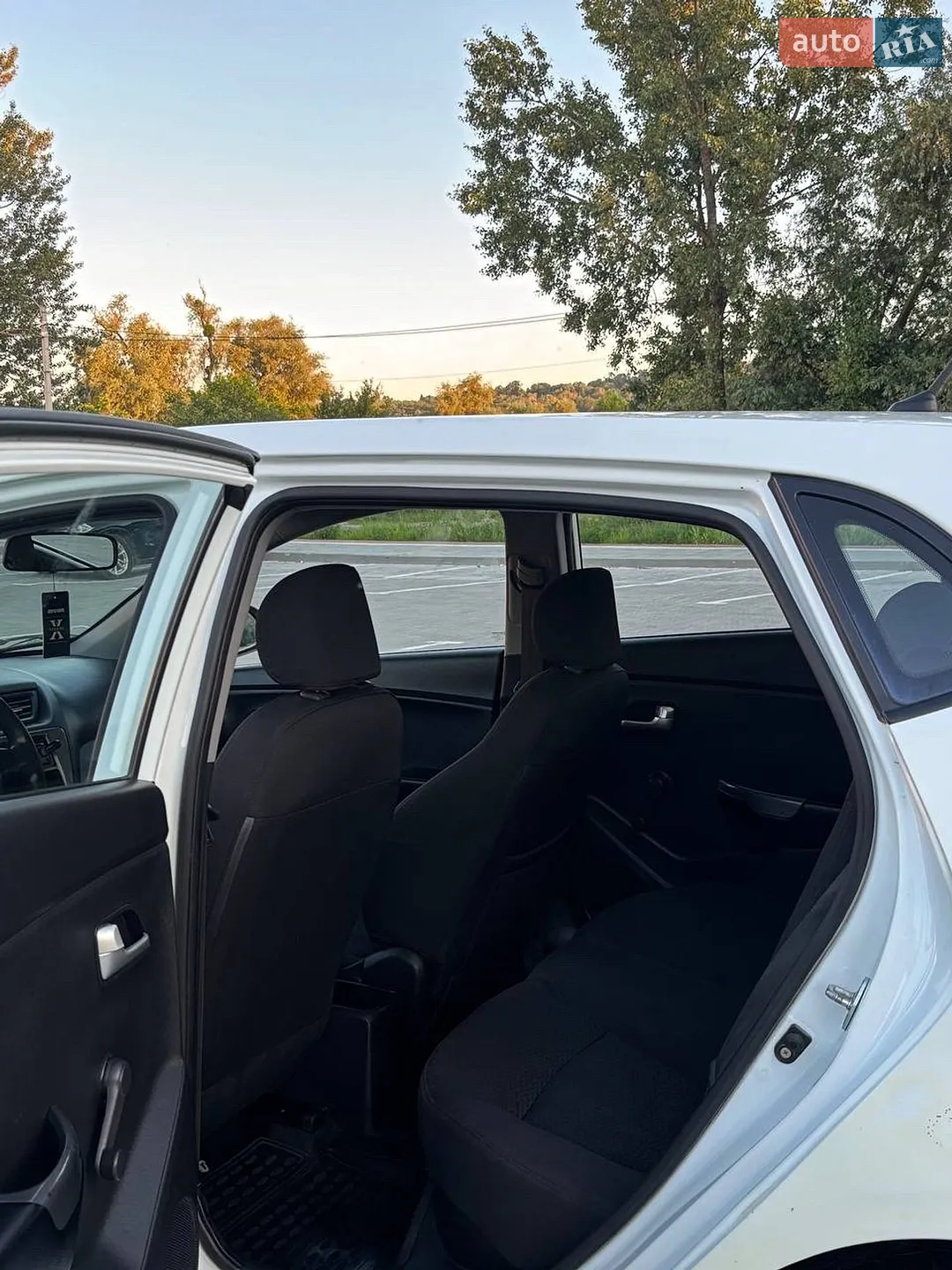 2012 Kia Rio - мініатюра 13