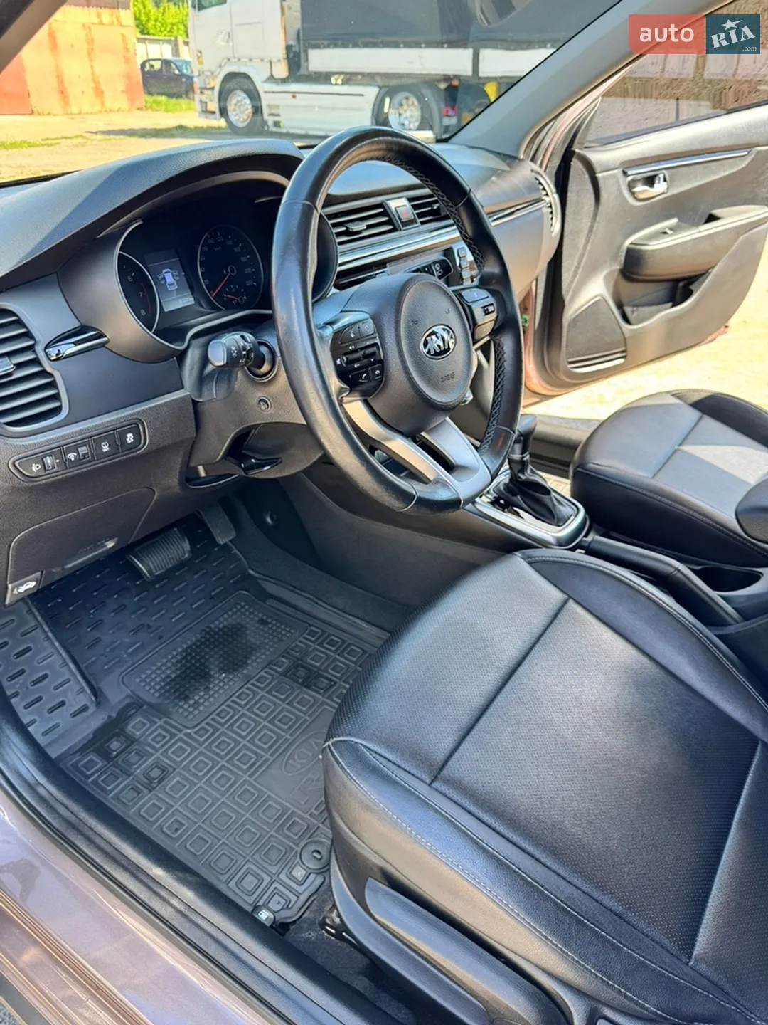2018 Kia Rio - мініатюра 16