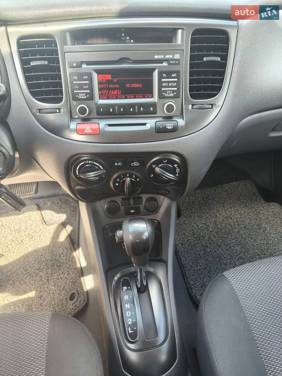 2010 Kia Rio - мініатюра 18