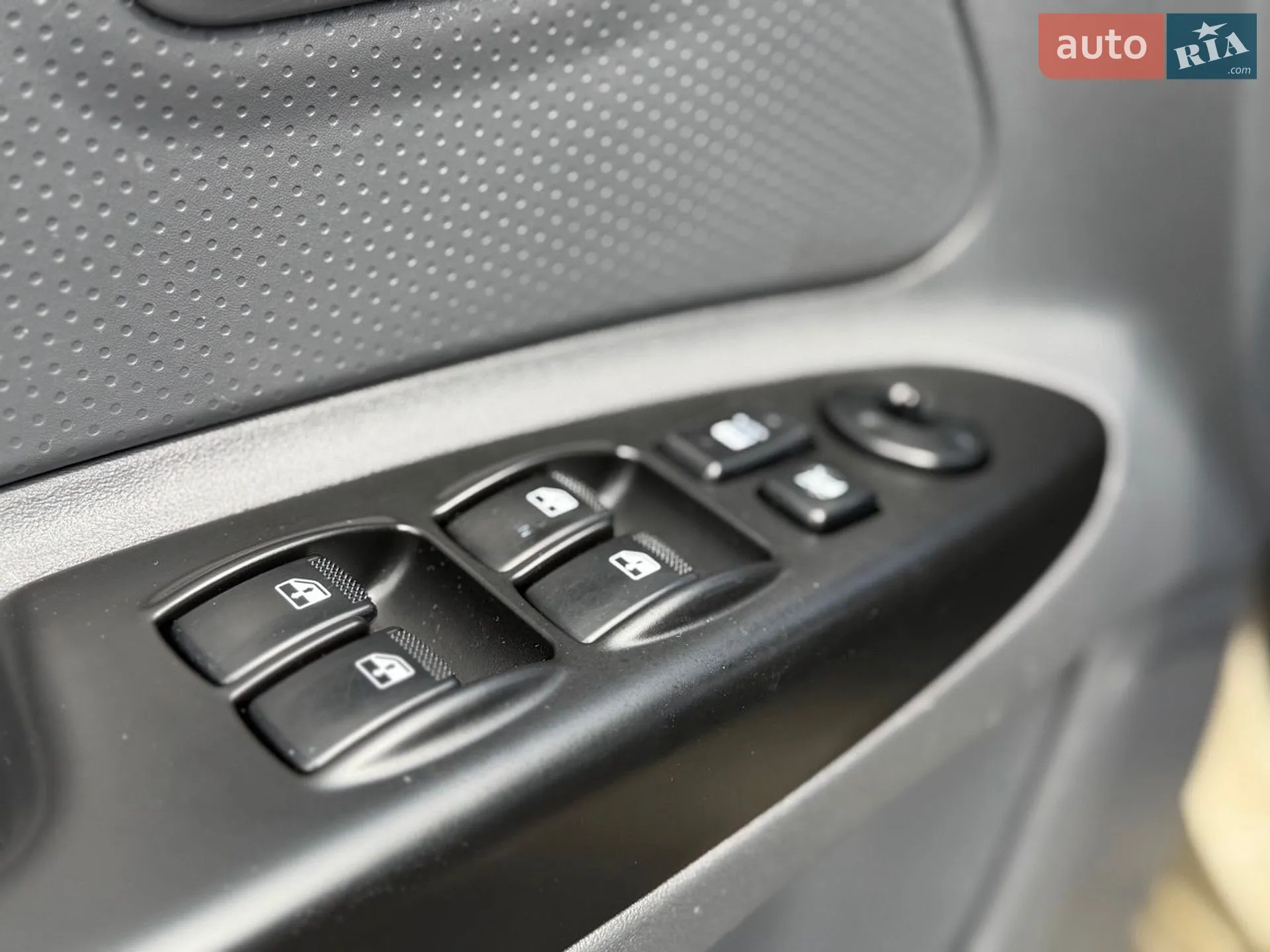 2010 Kia Rio - мініатюра 6