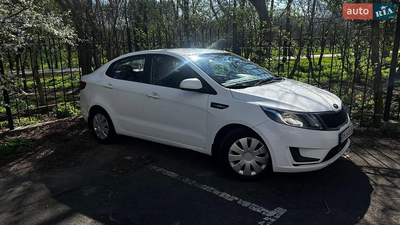 2013 Kia Rio - мініатюра 9