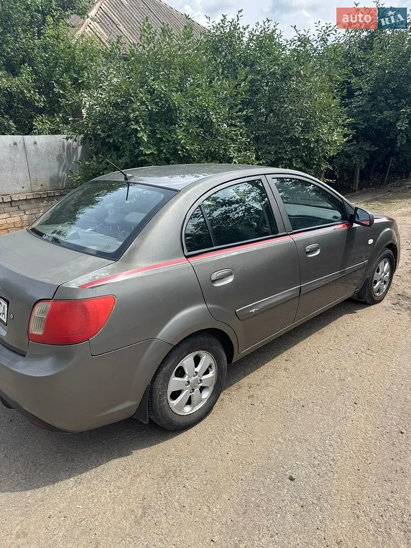 2011 Kia Rio - мініатюра 4